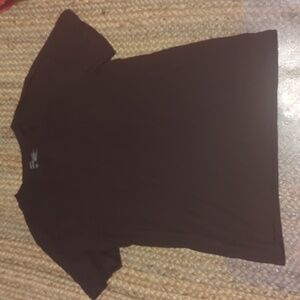 Public Opinion Nordstrom Large Maroon V Neck Tee